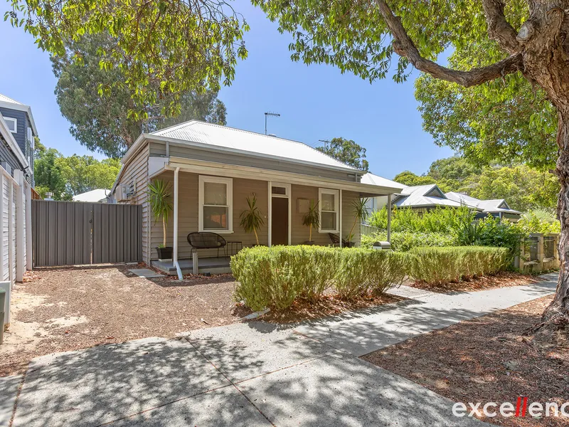 CHARACTER AND SIMPLICITY!!