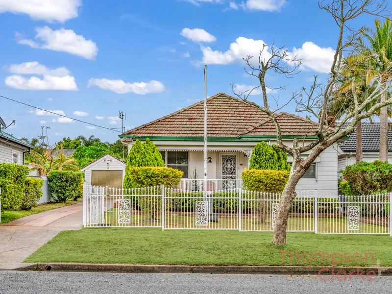 NEAT & SWEET ON GREVILLE STREET!