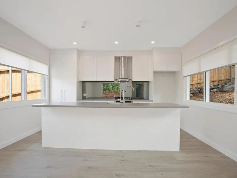 Immaculately presented two bedroom granny flat in peaceful location