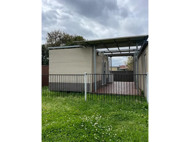 1 BEDROOM GRANNY FLAT FOR RENT