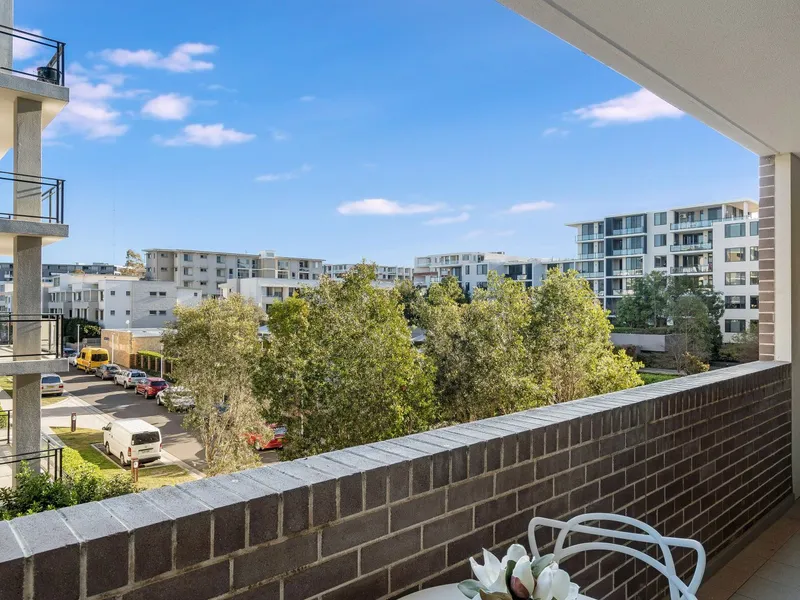 Relaxing Functional Living | Waterfront Estate