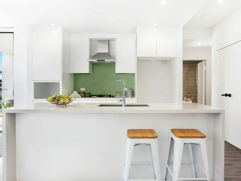 Spacious One Bedroom with DUAL Balconies
