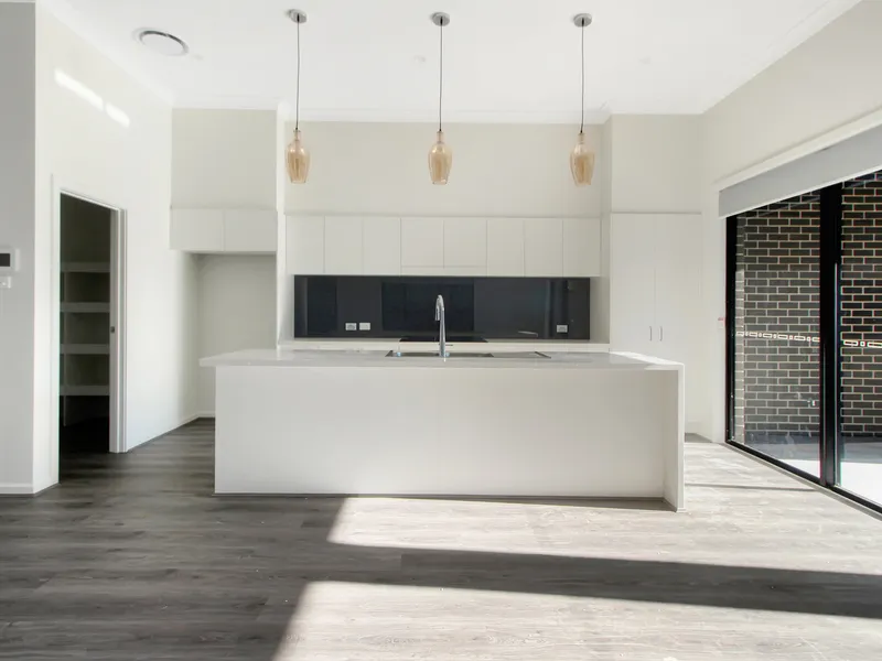 BRAND NEW FAMILY HOME IN THE HEART OF NORTH RYDE