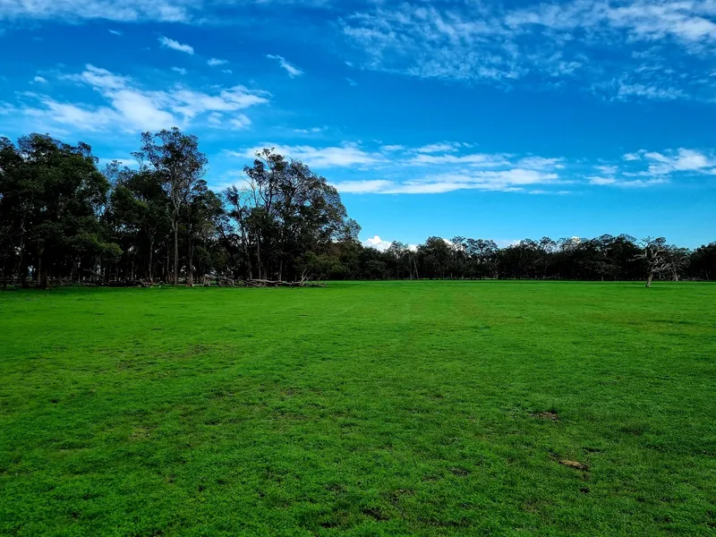 Scarce Waroona Property 49 Ha (122 Ac)