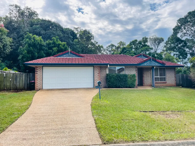 MORAYFIELD - LOCATION & FAMILY