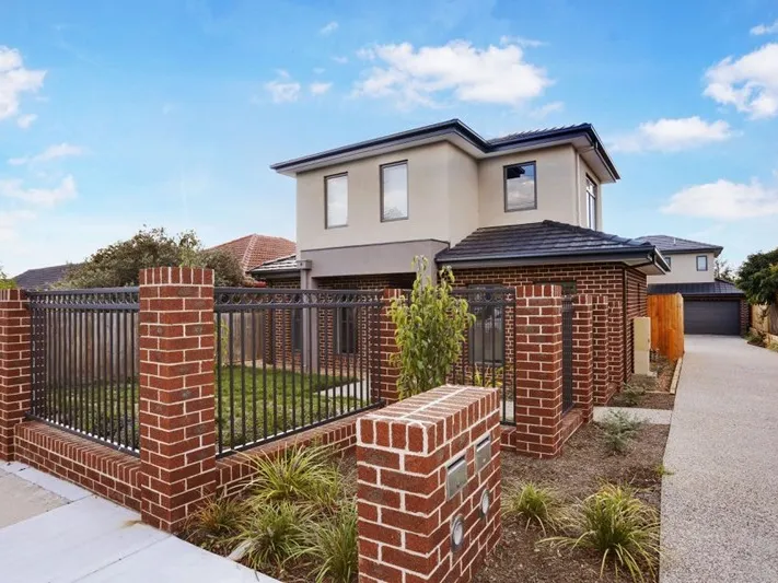 Easy Living Streetfront Style