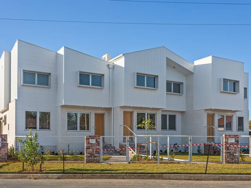 Brand New Townhouses - Executive Coastal Living