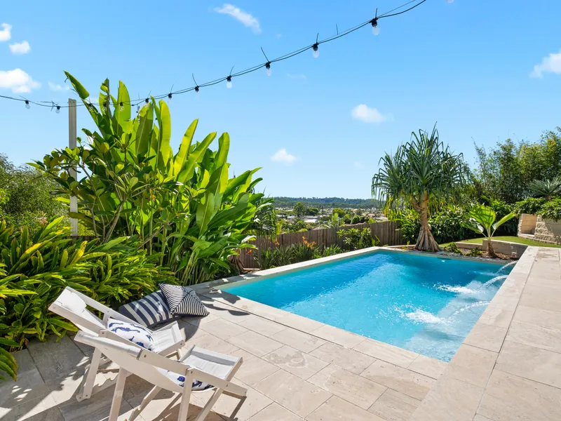 Resort-Style Contemporary Elegance, Elevated to Capture Expansive Views