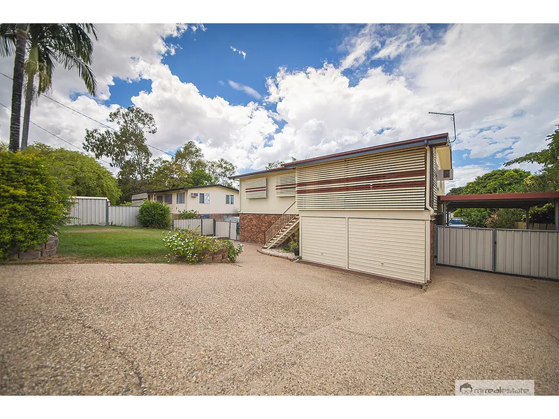 Lovely family home with Rear Access, a Pool and a Shed!