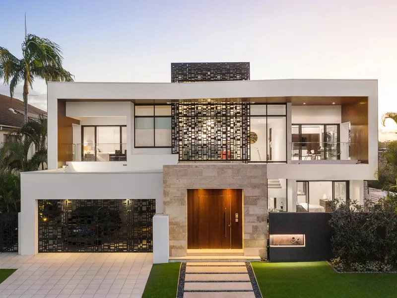 Secluded Luxury Sanctuary with an Unrivalled Main River Position