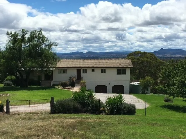 Acreage, Family Home in Town