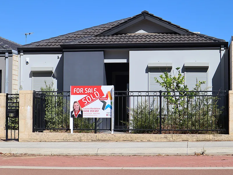 Super handy to everything!!!!!!!!