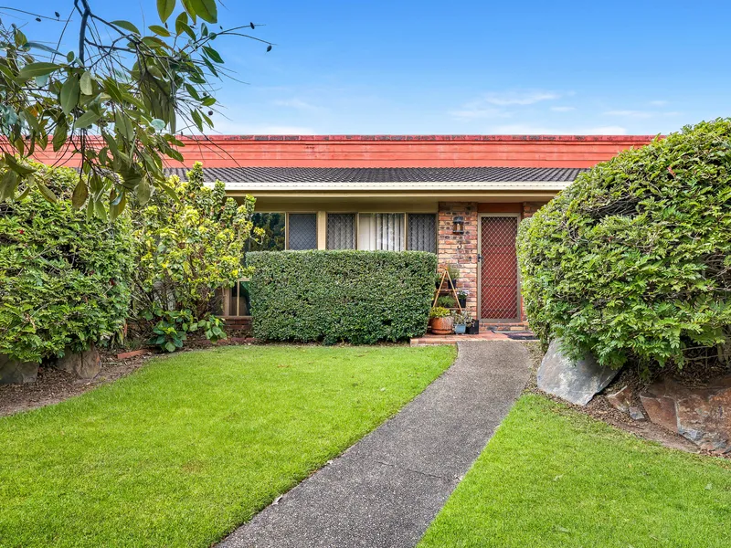 Single Level Villa Style Townhouse - Central Location