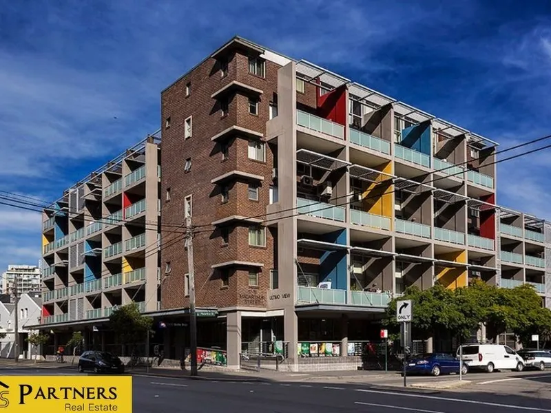 Stunning Apartment Close to All Amenities!