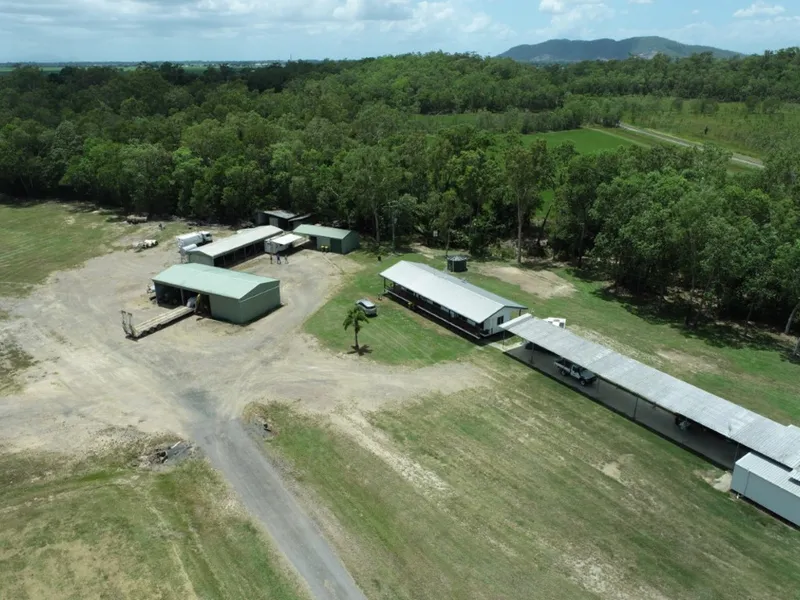 GRAZING PROPERTY WITH RIVER FRONTAGE IN CARDWELL RANGE NORTH OF INGHAM!