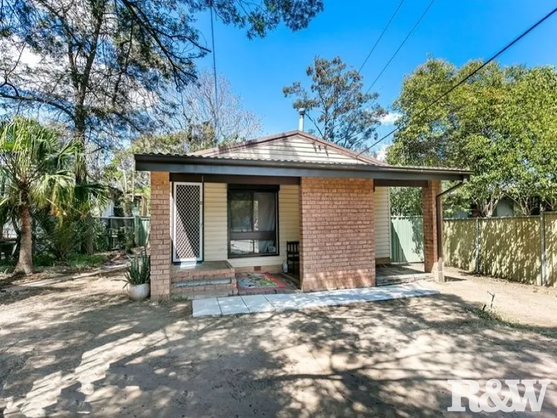 WELL PRESENTED FAMILY HOME