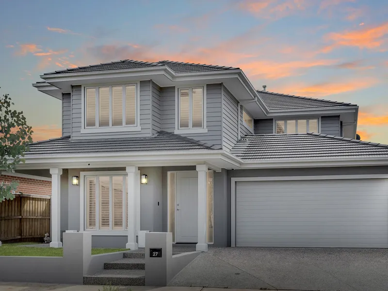 A CLASSIC LOOK WITH RELAXED FLAIR - A HOME OF DISTINCTION