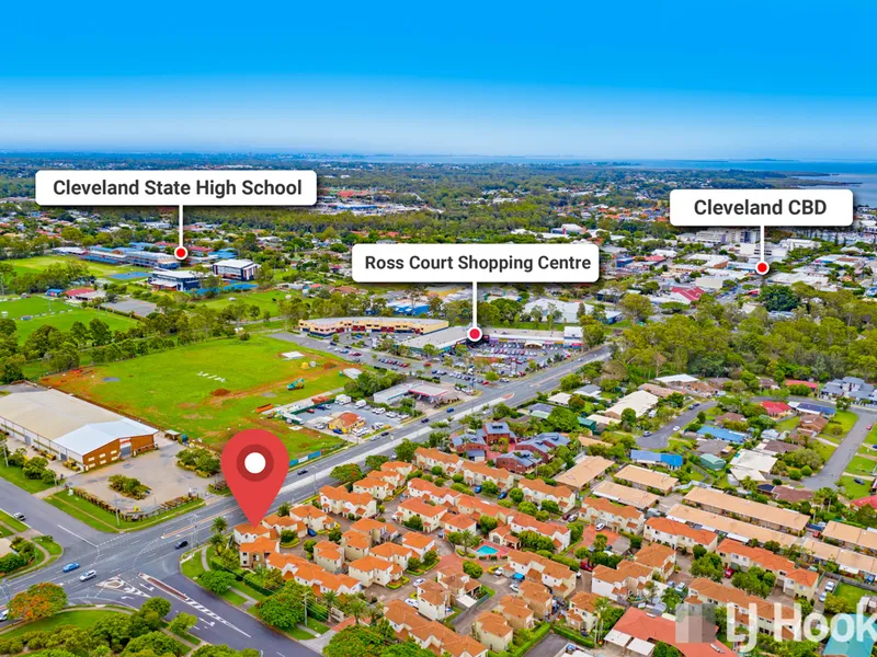 RECENTLY REFURBISHED - SPACIOUS OPEN PLAN LAYOUT - $349,000+