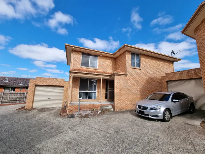 Great 4 Bedroom Townhouse