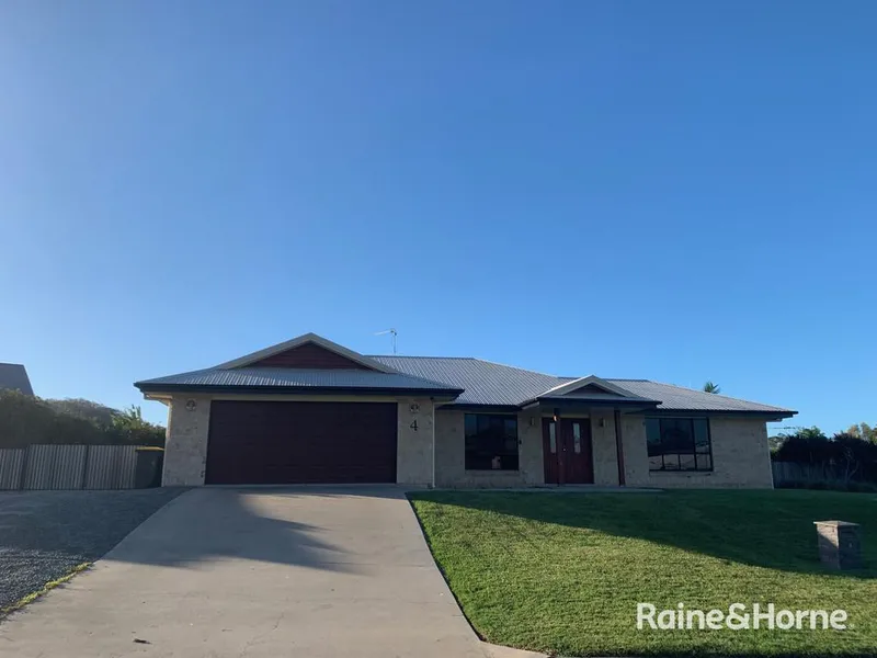 ENTERTAINERS DELIGHT WITH DOUBLE BAY SHED & SIDE ACCESS