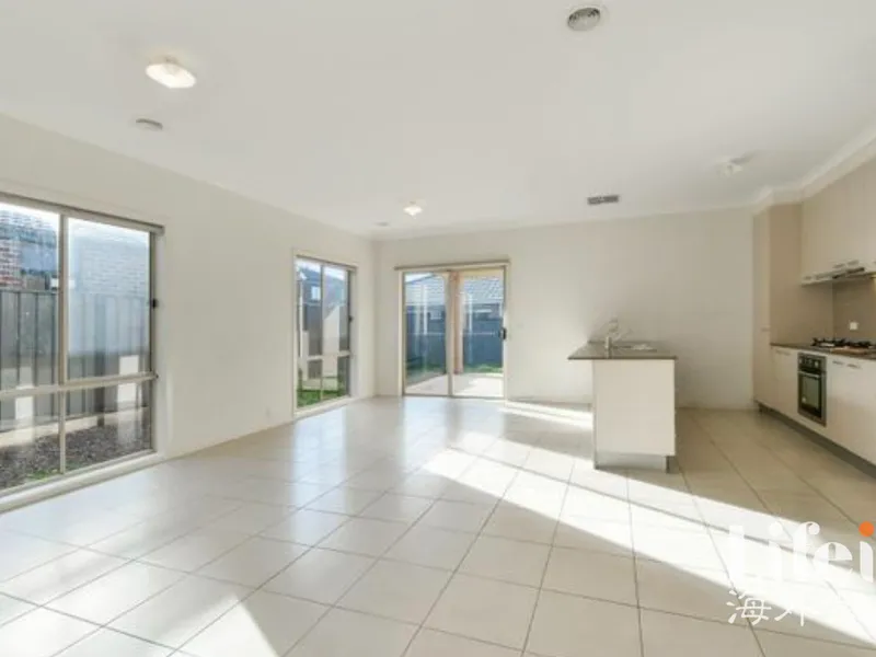 4 Bedrooms House at Craigieburn 