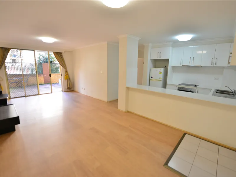 Ultimo 2 bedroom Apartment with huge terrace