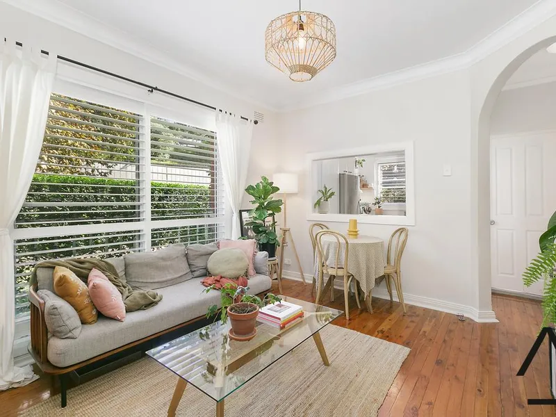 Charming Art Deco apartment in central location