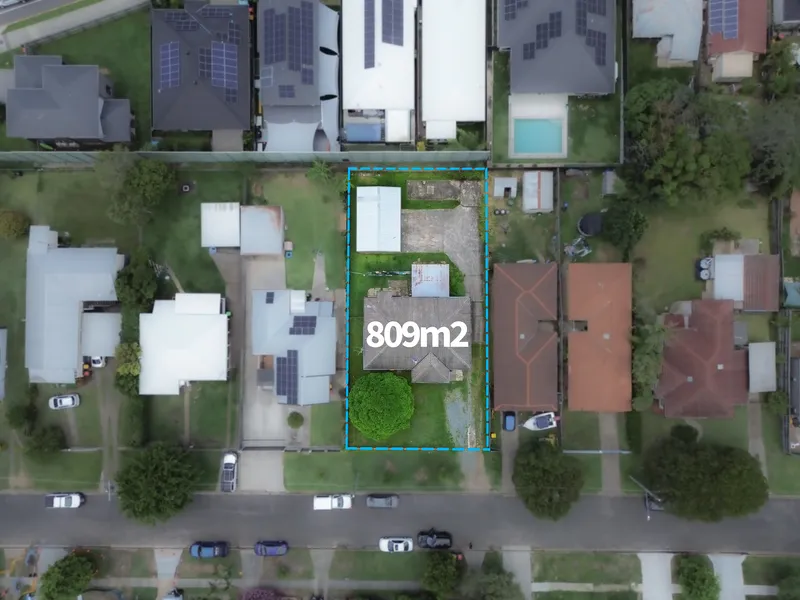 1950's Charm Blends with Modern Convenience!