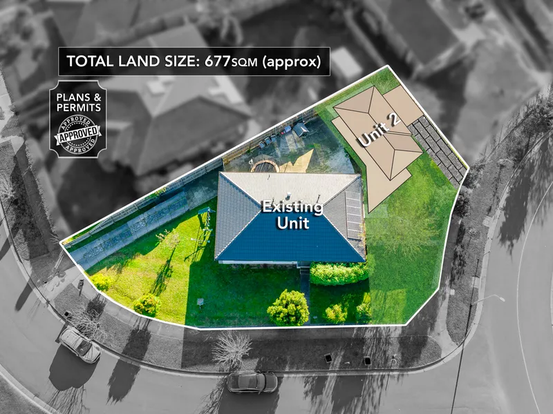 APPROVED PLANS AND PERMIT FOR A TOWNHOUSE AT THE REAR - YOUR OPPORTUNITY AWAITS!