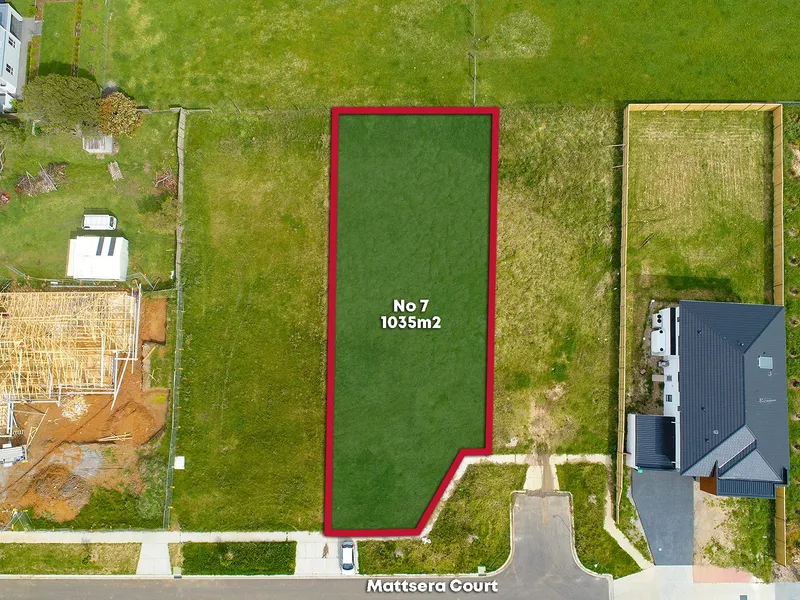 1035sqm in Prime Location