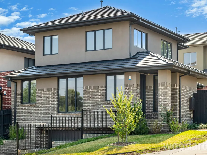 Impeccable near new townhouse is the perfect modern package