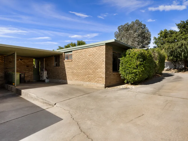 Tasty Townhouse for Two