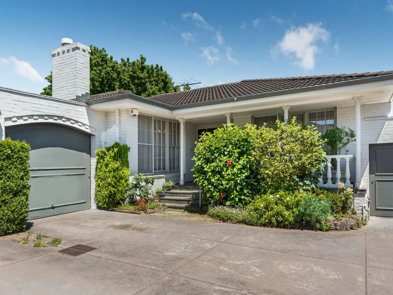 Spacious home in a leafy location