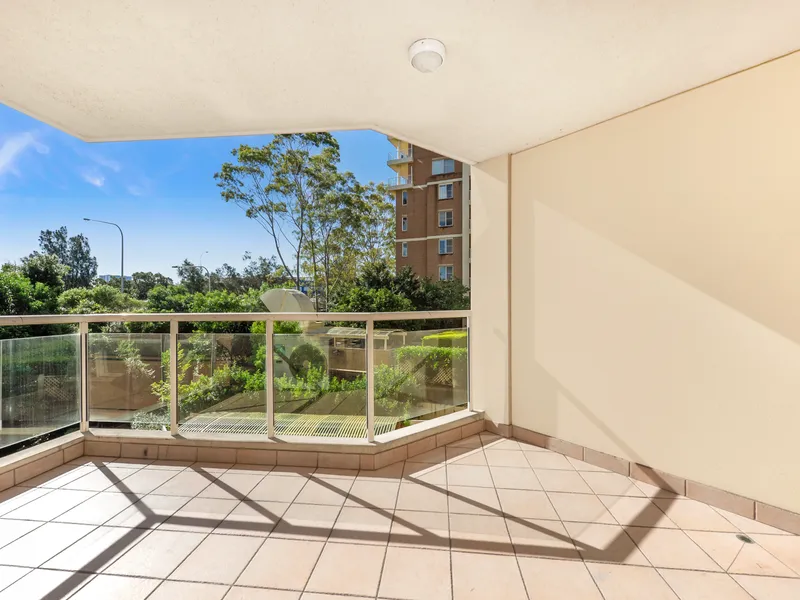 North/West positioned and filled with sunlight