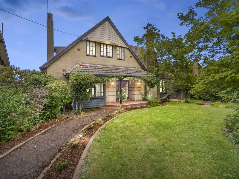 Stunning Period Home in Prestigious Location