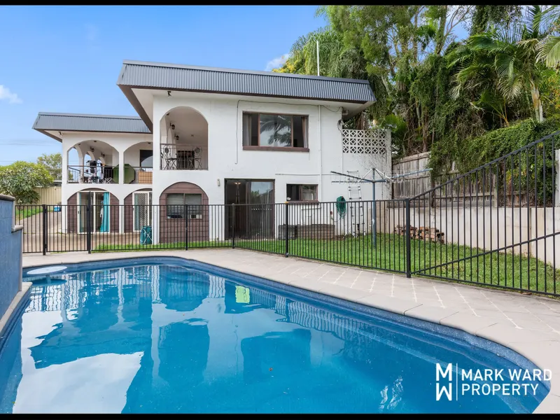 SPACIOUS 2 LEVEL ENTERTAINERS HOME WITH A LARGE POOL AND SOLAR!