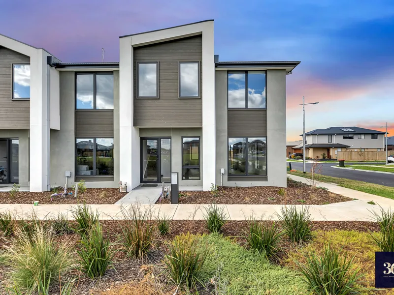 BRAND NEW SPACIOUS 4 BEDROOM HOME FOR RENT IN TARNEIT CLOSE TO SCHOOLS, SHOPPING AND TRANSPORT