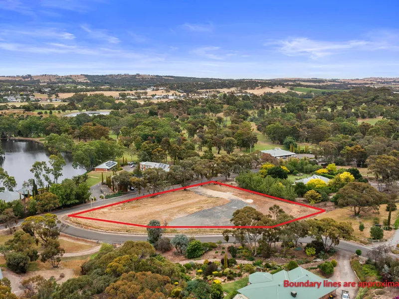 STUNNING OUTLOOK, BLUE CHIP LOCATION .... SIMPLY THE BEST!