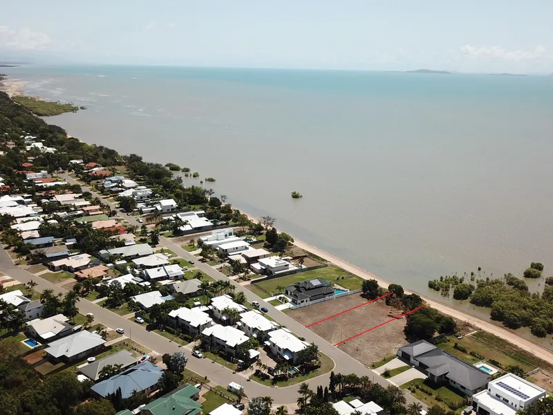 Absolute Oceanfront Land  Create your dream lifestyle