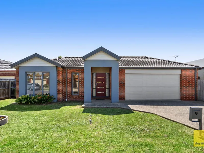 Modern Living in Quiet And Convenient Location