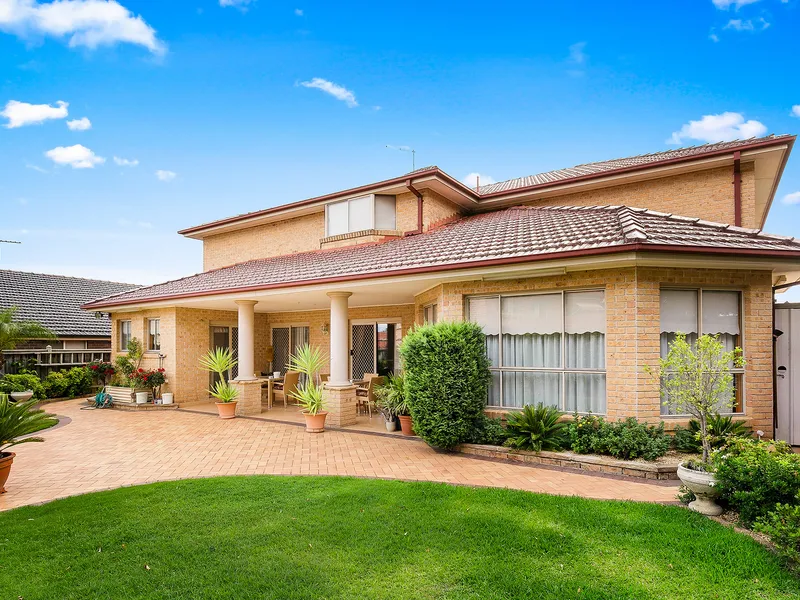 THIS 21 YEAR OLD HOME MUST BE SOLD!
