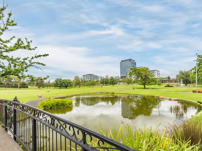 Unbeatable Location, Low Density Apartment in Box hill 