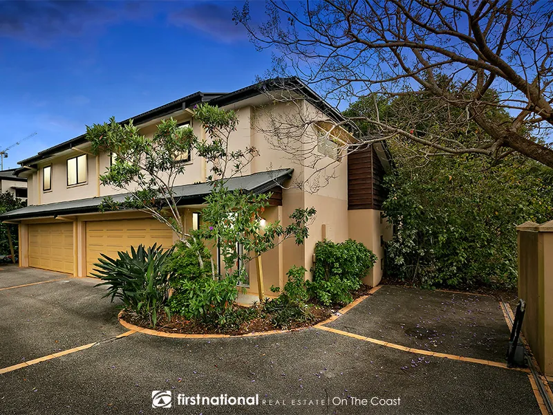 Spacious Townhouse In An Ultra Convenient Location