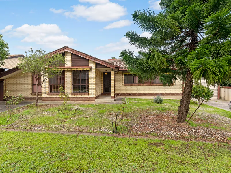 THE PERFECT REDEVELOPMENT OR SHORT-TERM RENTAL!