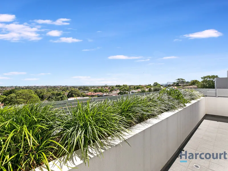 Near New Apartment at Rear of Complex Enjoying Beautiful View