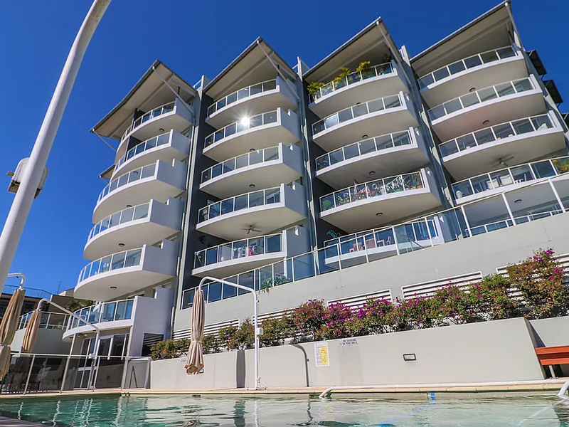 BEACHFRONT PENTHOUSE WITH SPECTACULAR OCEAN VIEWS