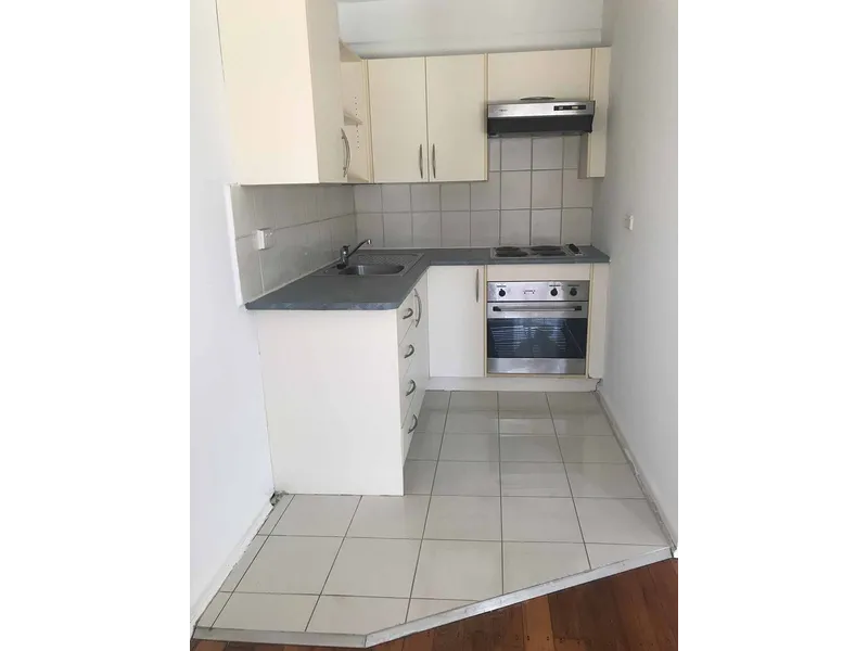 North Facing One Bedroom Apartment - Glen Huntly