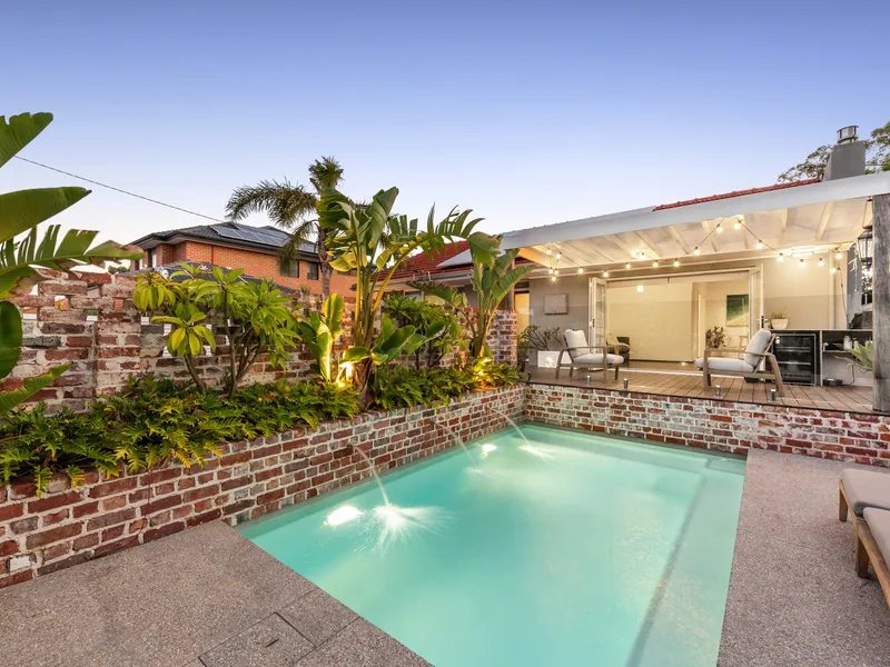 A TROPICAL OASIS