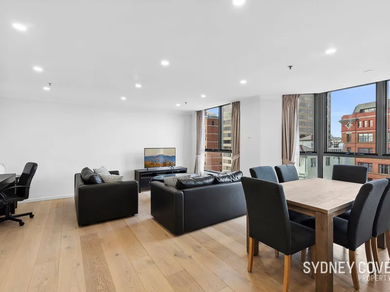 EXECUTIVE LIVING IN THE HEART OF SYDNEY CBD | Furnished