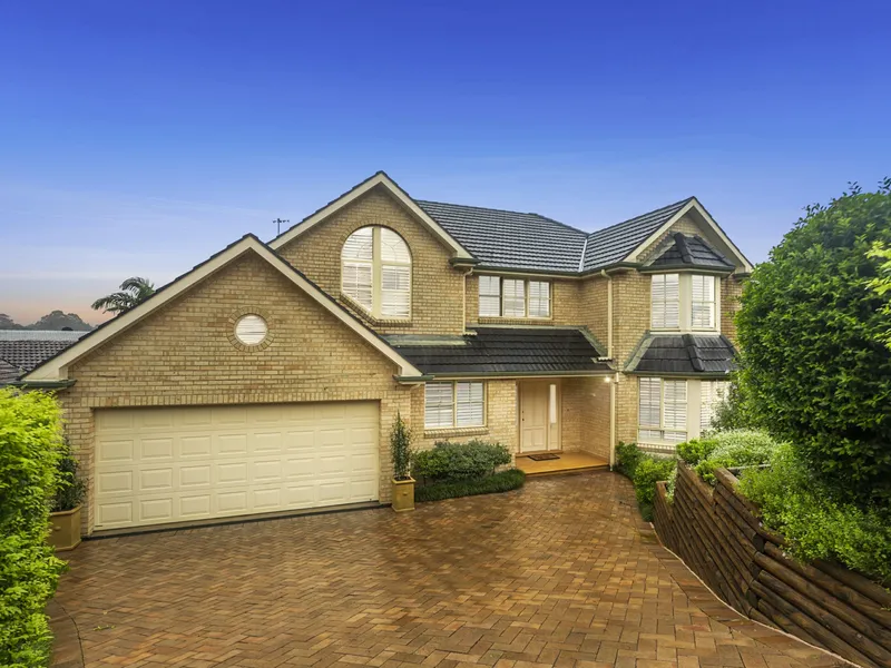 Sundrenched Family Entertainer